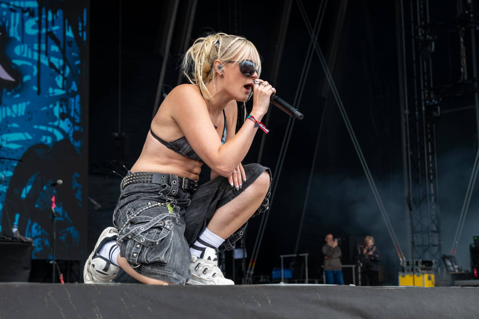 Poledne na Rock for People. Program třetího dne odstartovali Ego Kill Talent, Klamat, South Arcade a The Clause 
