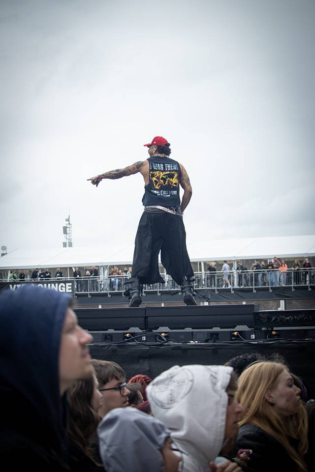 Tom Morello, Tommy Thayer i A Day To Remember. Další nabitý den na Rock for People je za námi