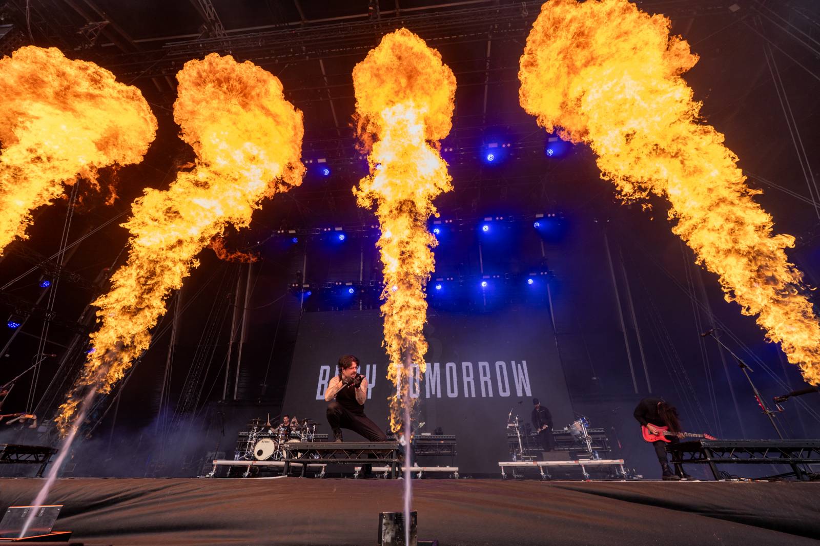 Nad Hradcem Králové čtvrtý den Rock for People konečně vysvitlo slunce. Dorazili Within Temptation, Don Broco, Silent Planet i Alessi Rose