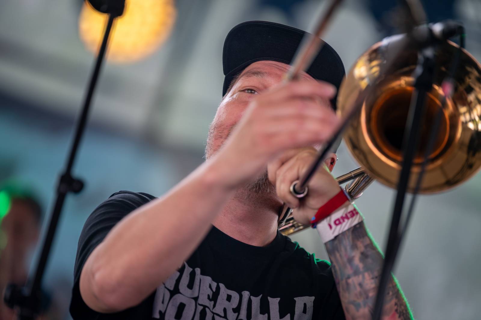 Nad Hradcem Králové čtvrtý den Rock for People konečně vysvitlo slunce. Dorazili Within Temptation, Don Broco, Silent Planet i Alessi Rose