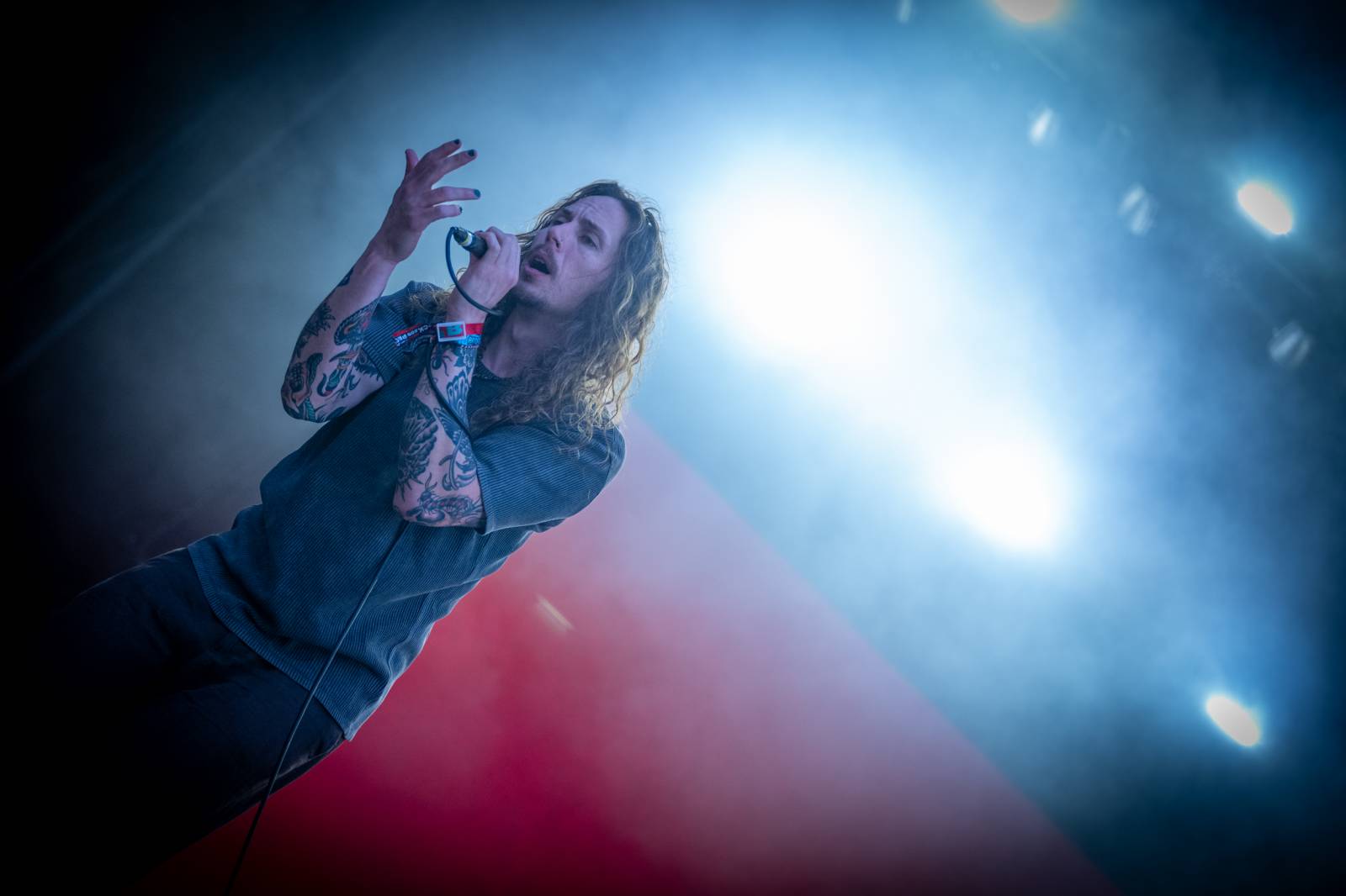 Nad Hradcem Králové čtvrtý den Rock for People konečně vysvitlo slunce. Dorazili Within Temptation, Don Broco, Silent Planet i Alessi Rose