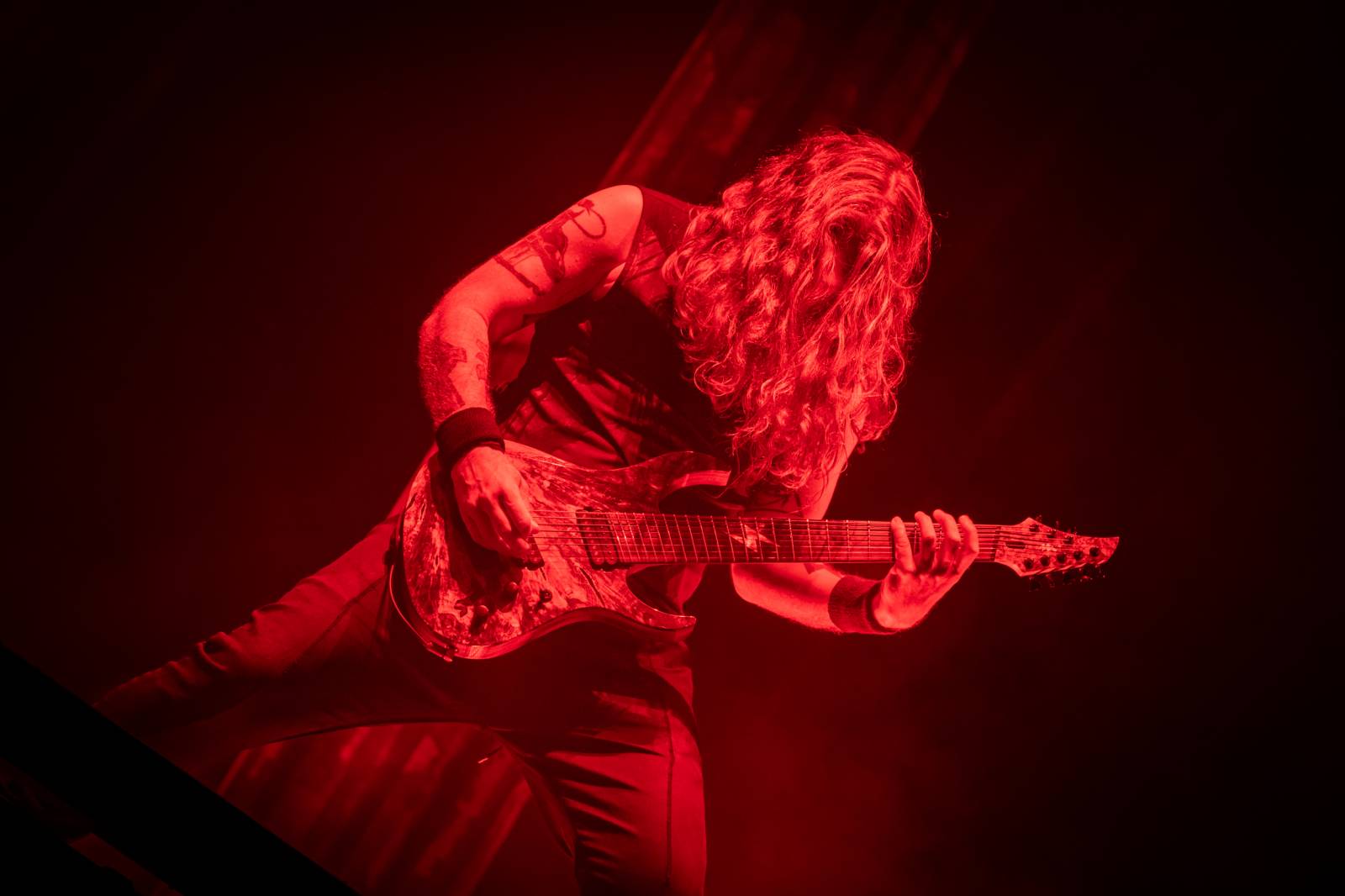 Nad Hradcem Králové čtvrtý den Rock for People konečně vysvitlo slunce. Dorazili Within Temptation, Don Broco, Silent Planet i Alessi Rose