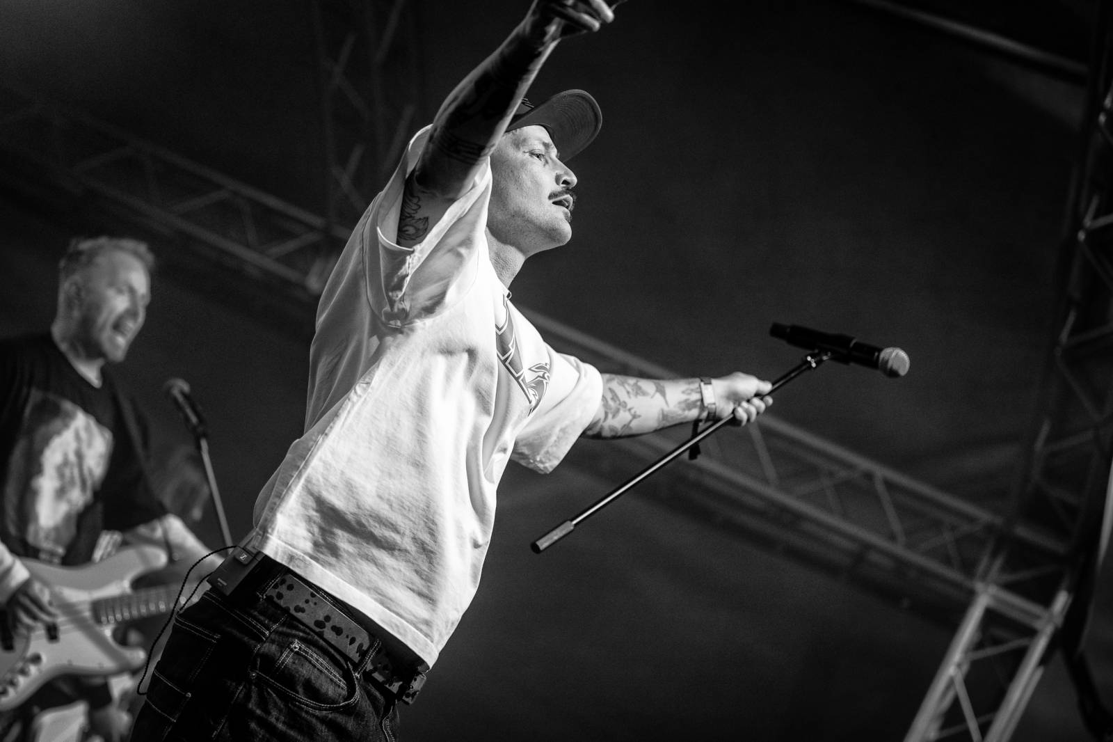 Nad Hradcem Králové čtvrtý den Rock for People konečně vysvitlo slunce. Dorazili Within Temptation, Don Broco, Silent Planet i Alessi Rose