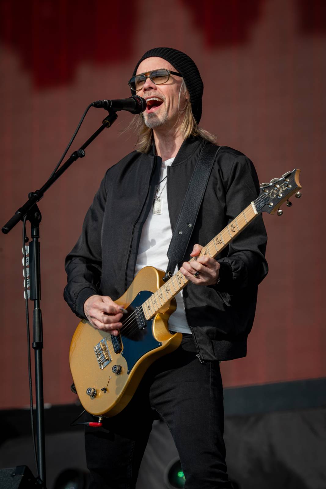 Lekce ryzího metalu od Iron Maiden, bravurní Alter Bridge i skvělý Dan Bárta. Takový byl poslední den na Rock for People