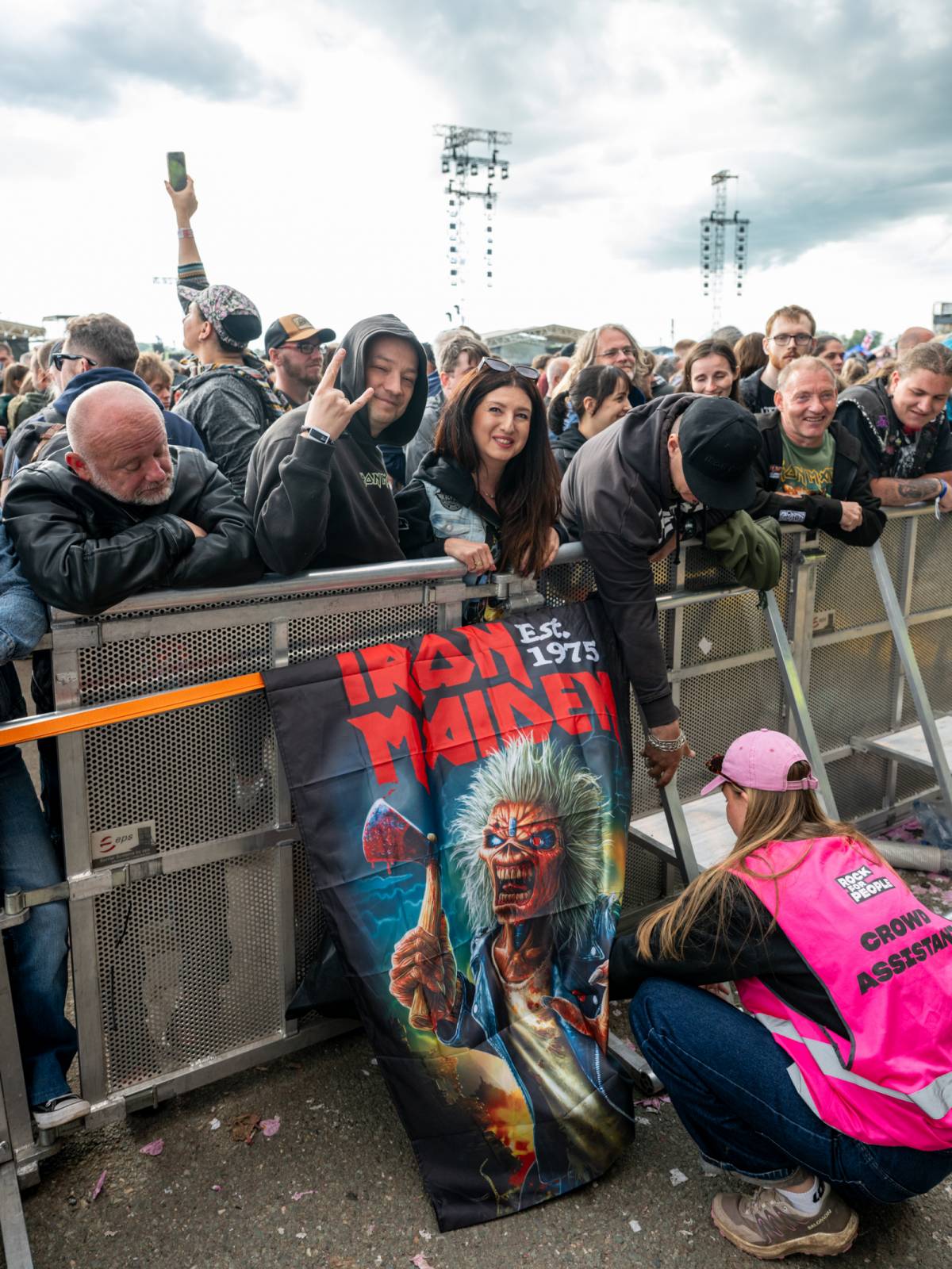Lekce ryzího metalu od Iron Maiden, bravurní Alter Bridge i skvělý Dan Bárta. Takový byl poslední den na Rock for People