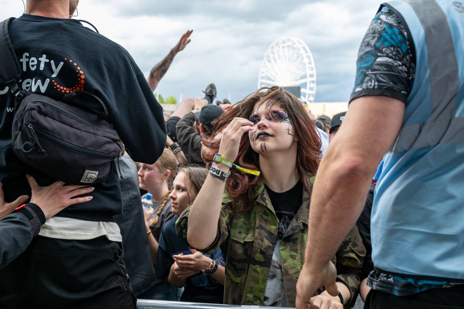 Lekce ryzího metalu od Iron Maiden, bravurní Alter Bridge i skvělý Dan Bárta. Takový byl poslední den na Rock for People