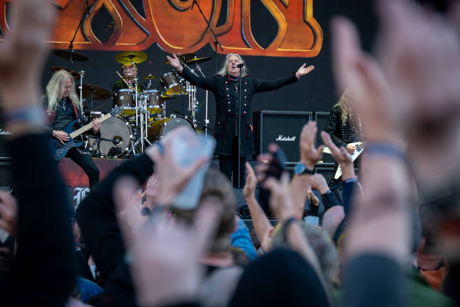 Lekce ryzího metalu od Iron Maiden, bravurní Alter Bridge i skvělý Dan Bárta. Takový byl poslední den na Rock for People