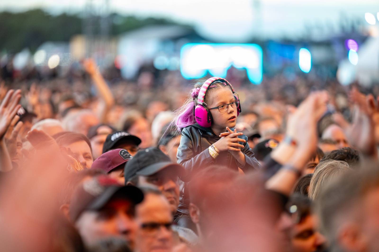 Lekce ryzího metalu od Iron Maiden, bravurní Alter Bridge i skvělý Dan Bárta. Takový byl poslední den na Rock for People