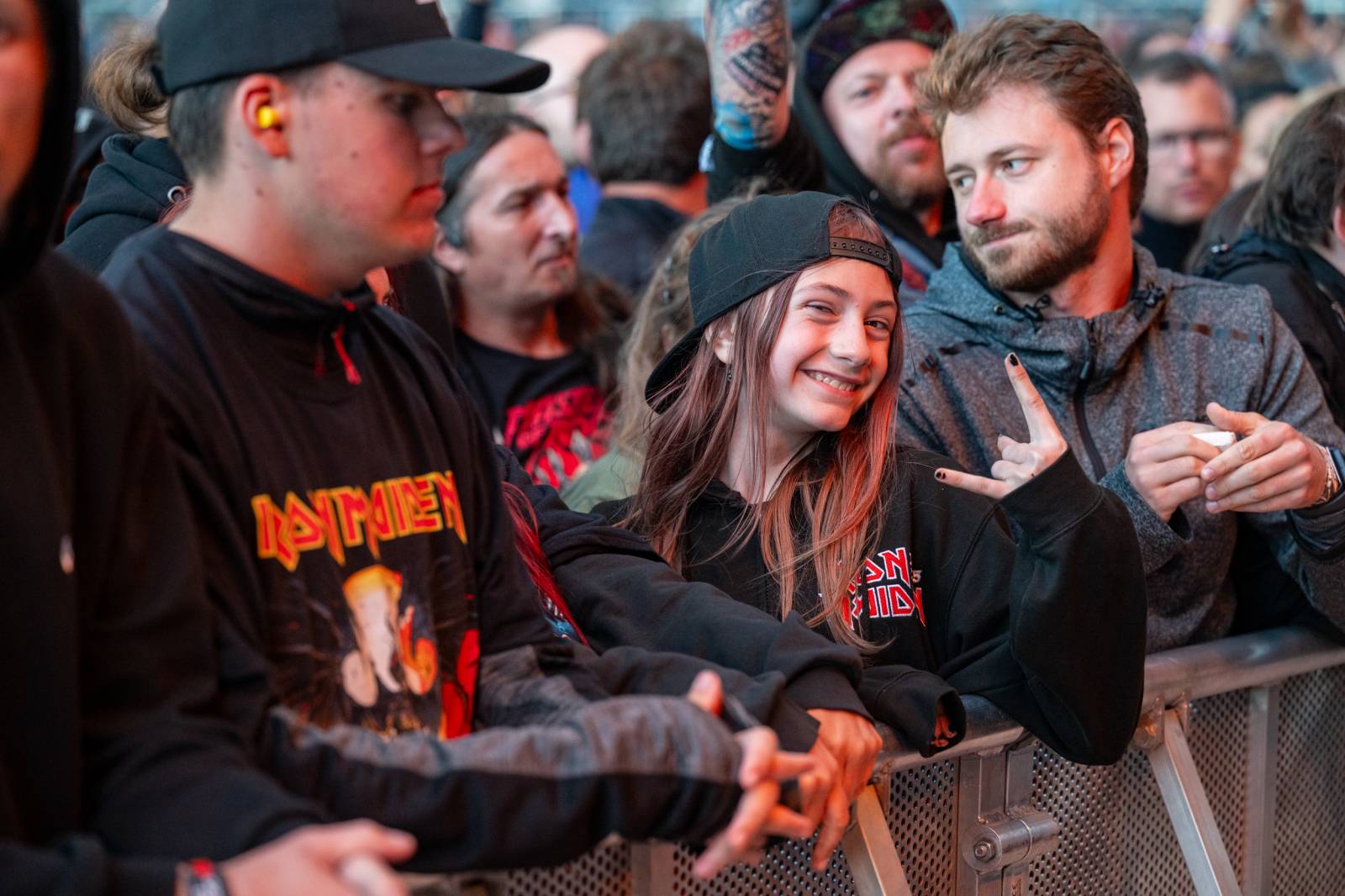 Lekce ryzího metalu od Iron Maiden, bravurní Alter Bridge i skvělý Dan Bárta. Takový byl poslední den na Rock for People