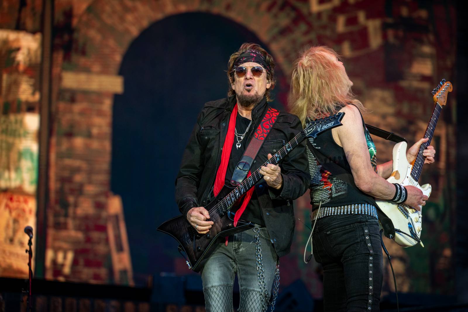 Lekce ryzího metalu od Iron Maiden, bravurní Alter Bridge i skvělý Dan Bárta. Takový byl poslední den na Rock for People