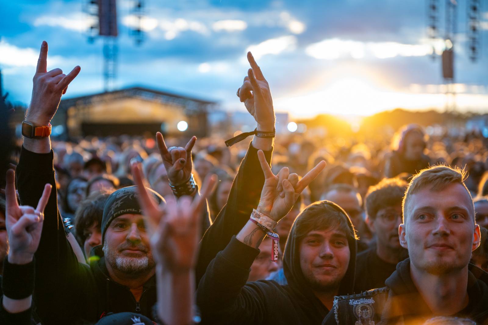 Lekce ryzího metalu od Iron Maiden, bravurní Alter Bridge i skvělý Dan Bárta. Takový byl poslední den na Rock for People