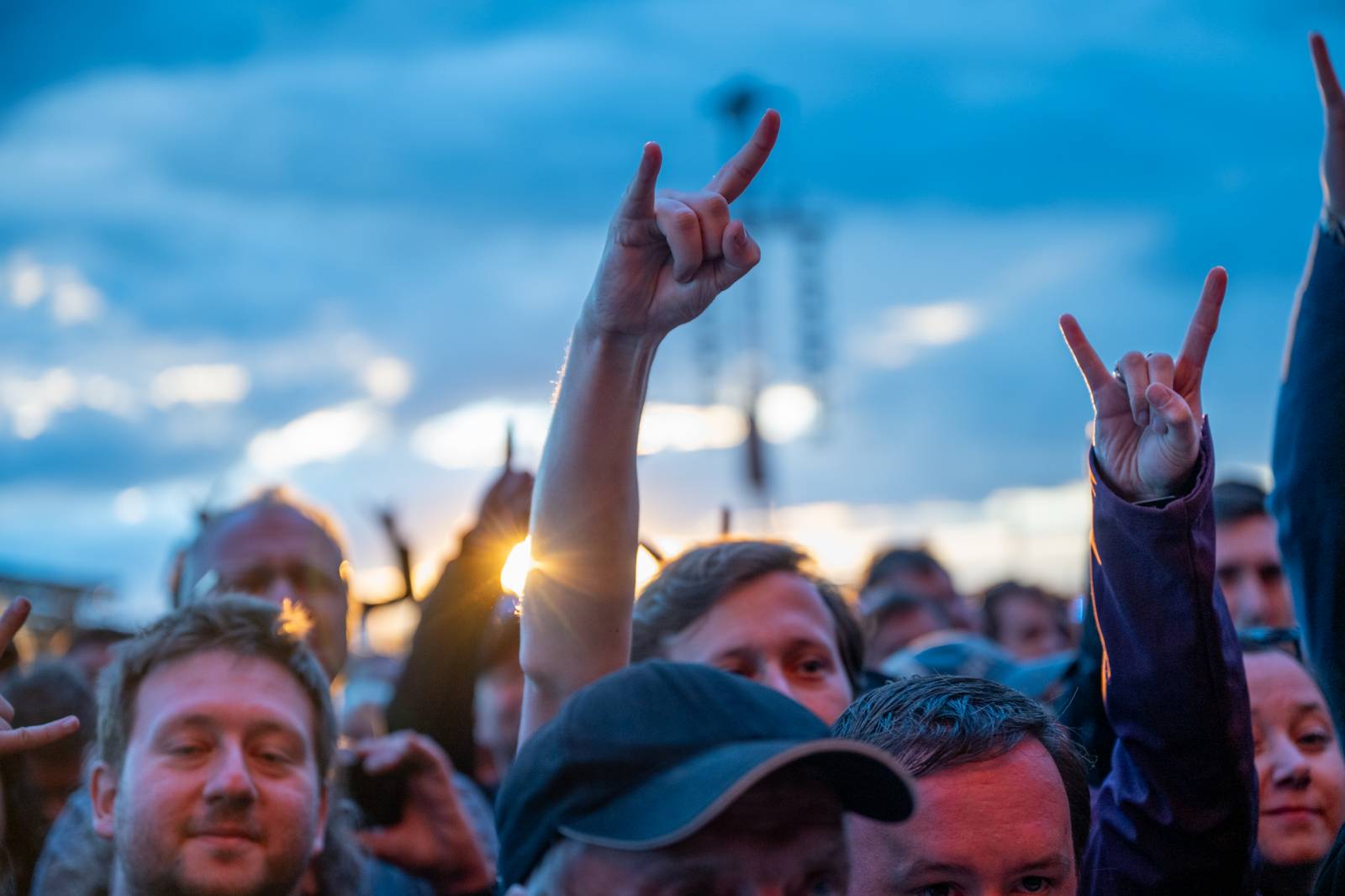 Lekce ryzího metalu od Iron Maiden, bravurní Alter Bridge i skvělý Dan Bárta. Takový byl poslední den na Rock for People