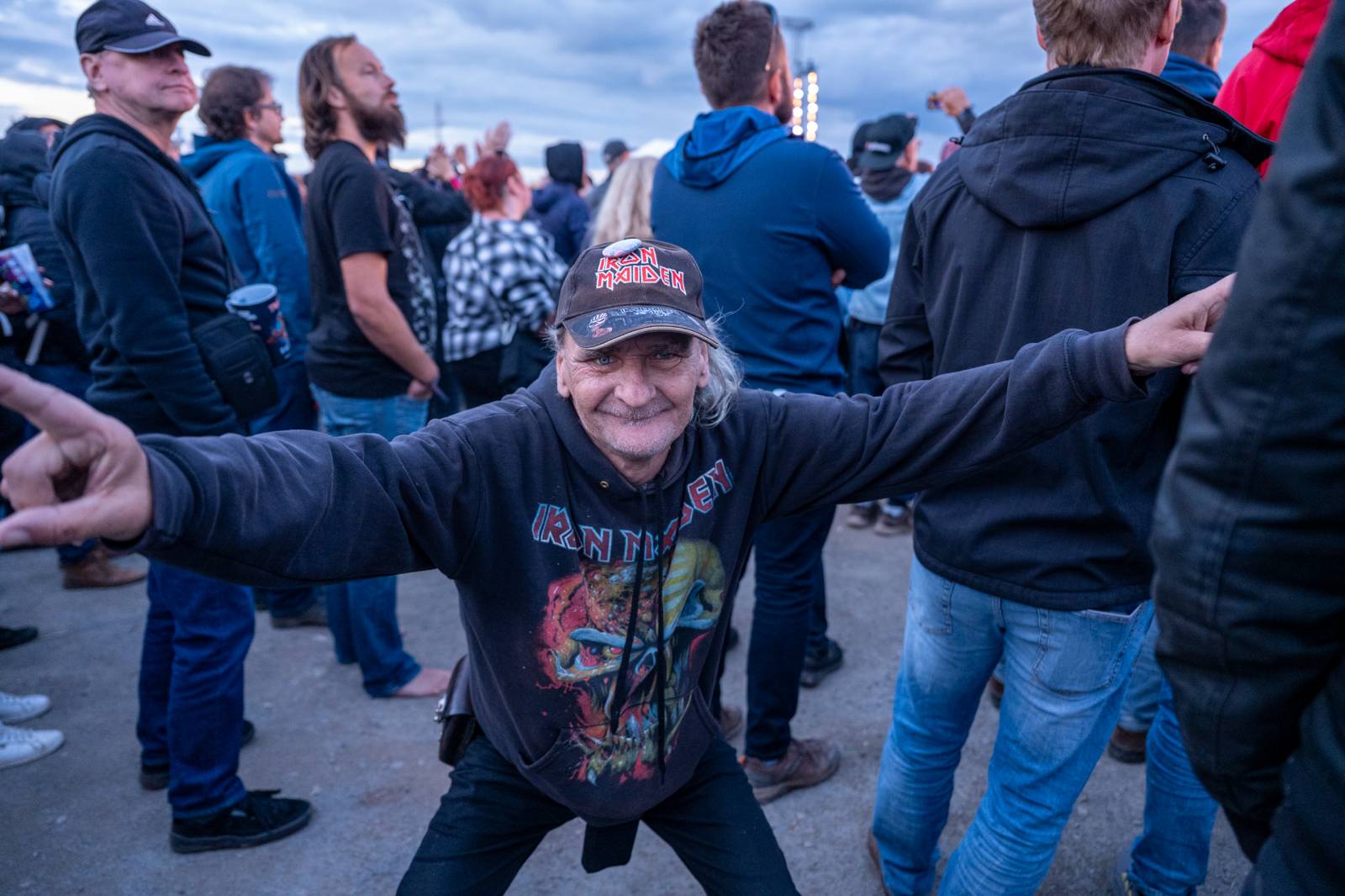 Lekce ryzího metalu od Iron Maiden, bravurní Alter Bridge i skvělý Dan Bárta. Takový byl poslední den na Rock for People