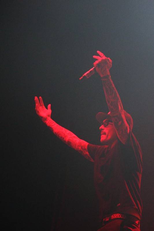 Jako utržení ze řetězu. Hollywood Undead vtrhli do Brna, doprovodili je The Truth Is Out There