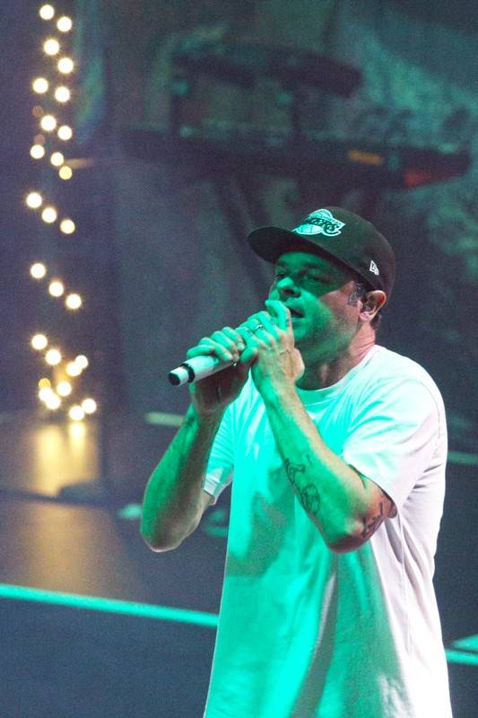 Jako utržení ze řetězu. Hollywood Undead vtrhli do Brna, doprovodili je The Truth Is Out There