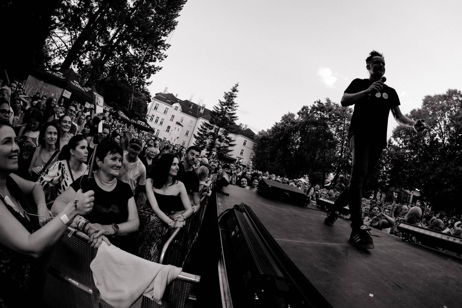 Chinaski přivezli své Open Air Léto do Litoměřic. Fanouškům nabídli pět hodin zábavy