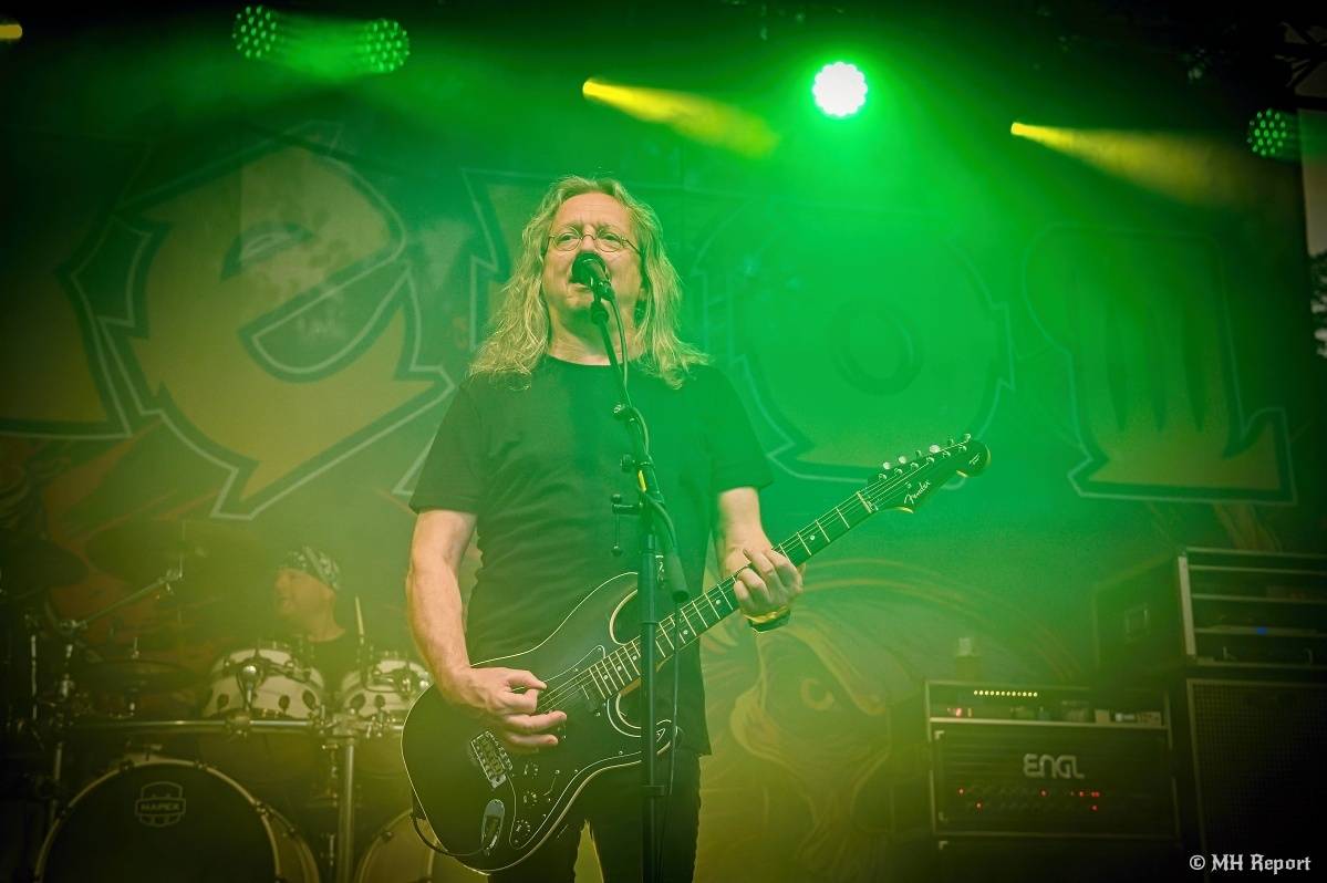 Hvězdou Rock for JK Manětín byli punkoví SPS. Žízeň publikum uhasilo s Alkeholem, zahrálo i Totální nasazení