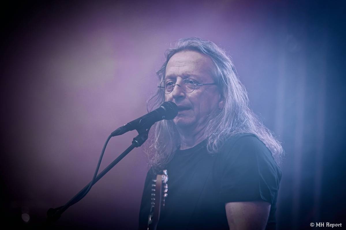 Hvězdou Rock for JK Manětín byli punkoví SPS. Žízeň publikum uhasilo s Alkeholem, zahrálo i Totální nasazení