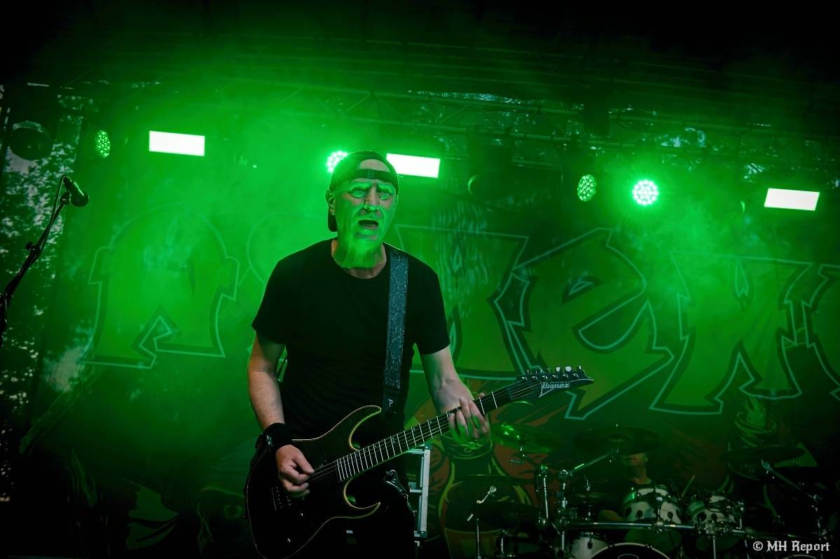 Hvězdou Rock for JK Manětín byli punkoví SPS. Žízeň publikum uhasilo s Alkeholem, zahrálo i Totální nasazení