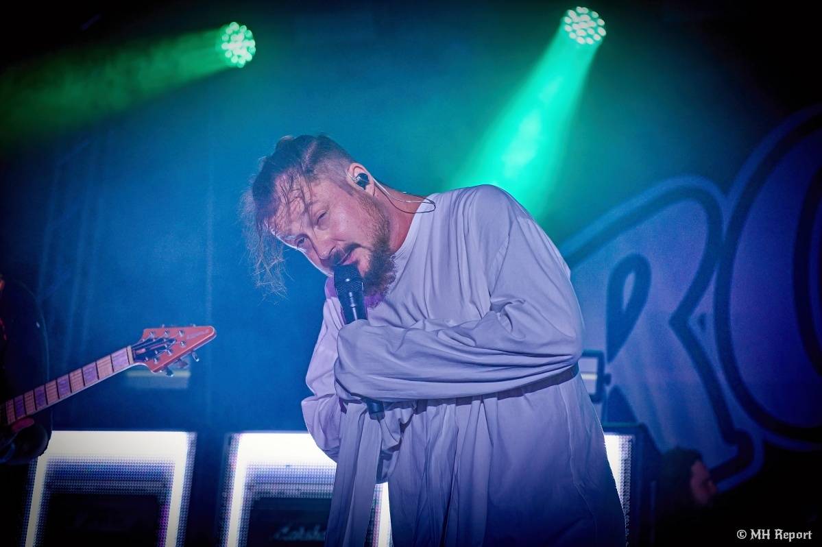Hvězdou Rock for JK Manětín byli punkoví SPS. Žízeň publikum uhasilo s Alkeholem, zahrálo i Totální nasazení