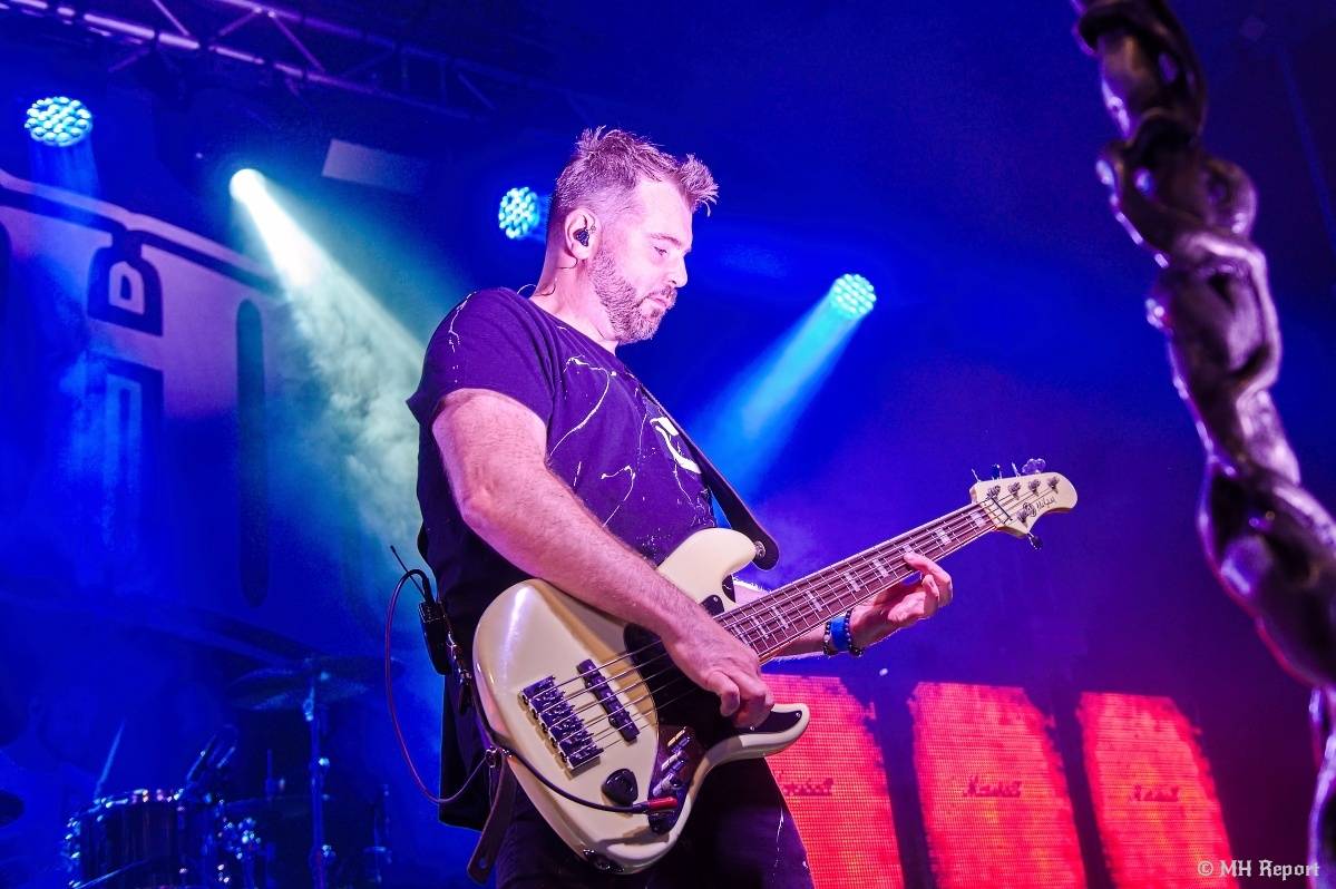 Hvězdou Rock for JK Manětín byli punkoví SPS. Žízeň publikum uhasilo s Alkeholem, zahrálo i Totální nasazení