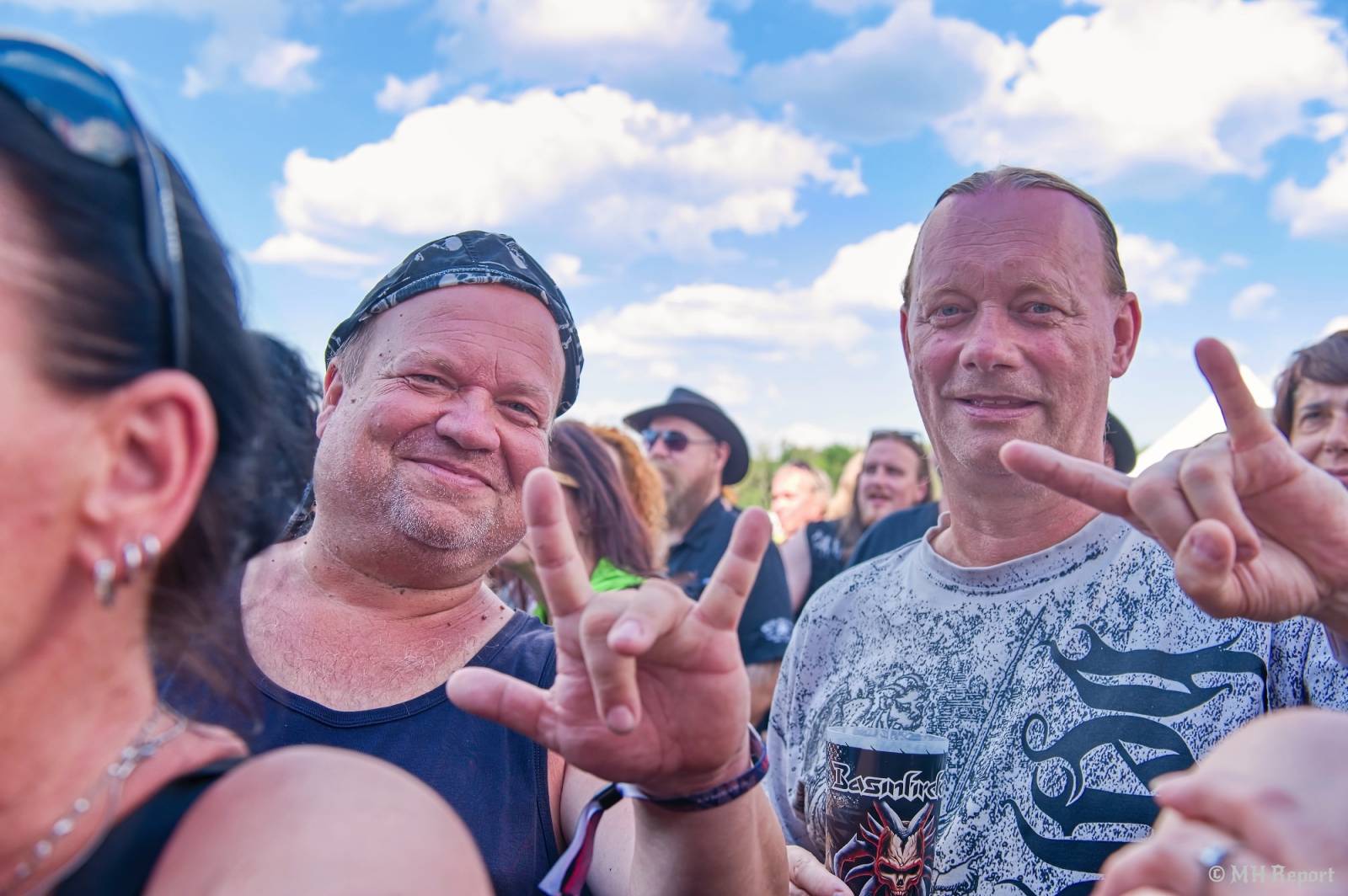 Basinfirefest odstartoval ve velkém stylu. Čtvrtek nabídl koncerty Arakainu, Freedom Call i Death To All