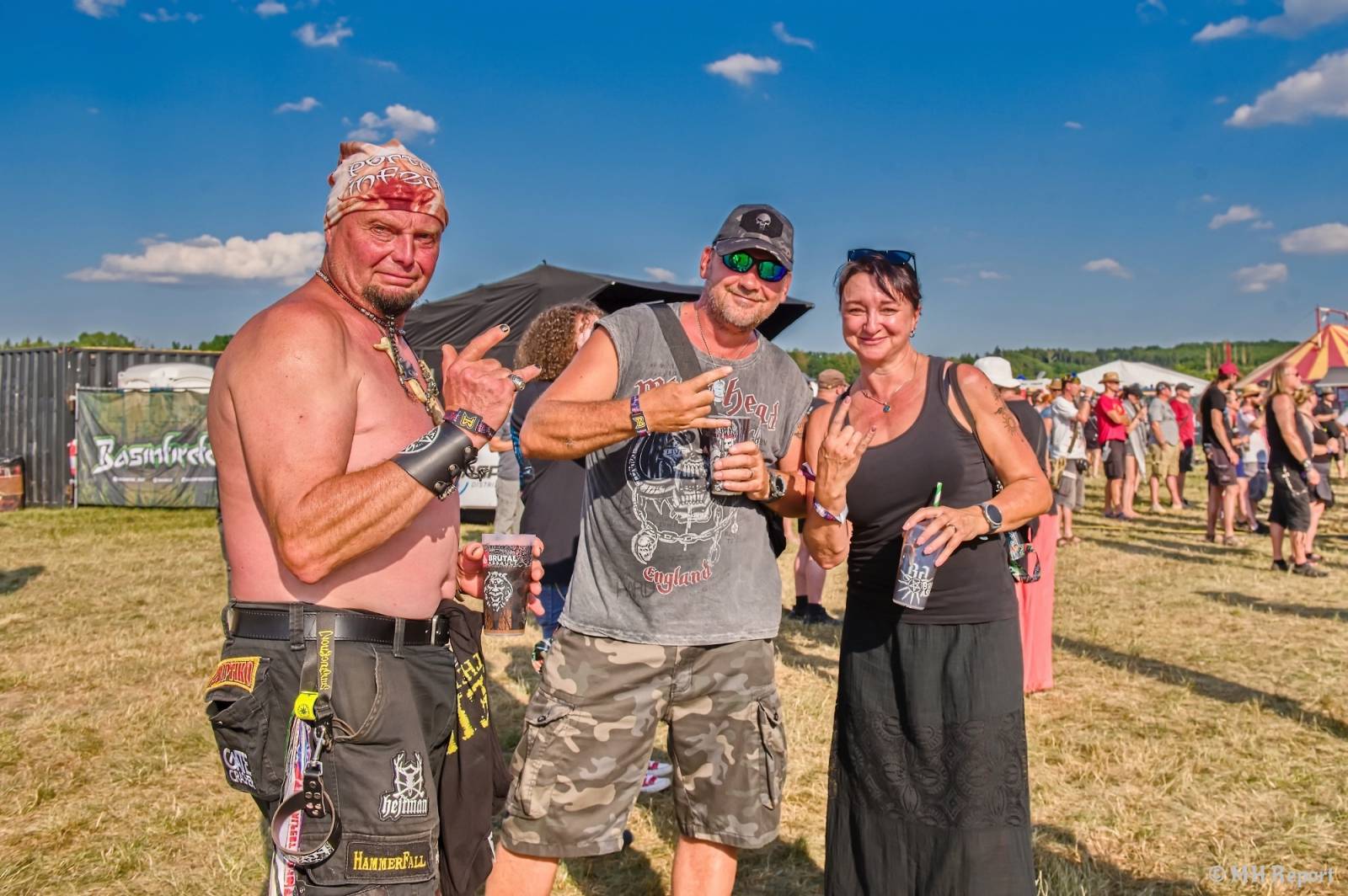 Basinfirefest odstartoval ve velkém stylu. Čtvrtek nabídl koncerty Arakainu, Freedom Call i Death To All