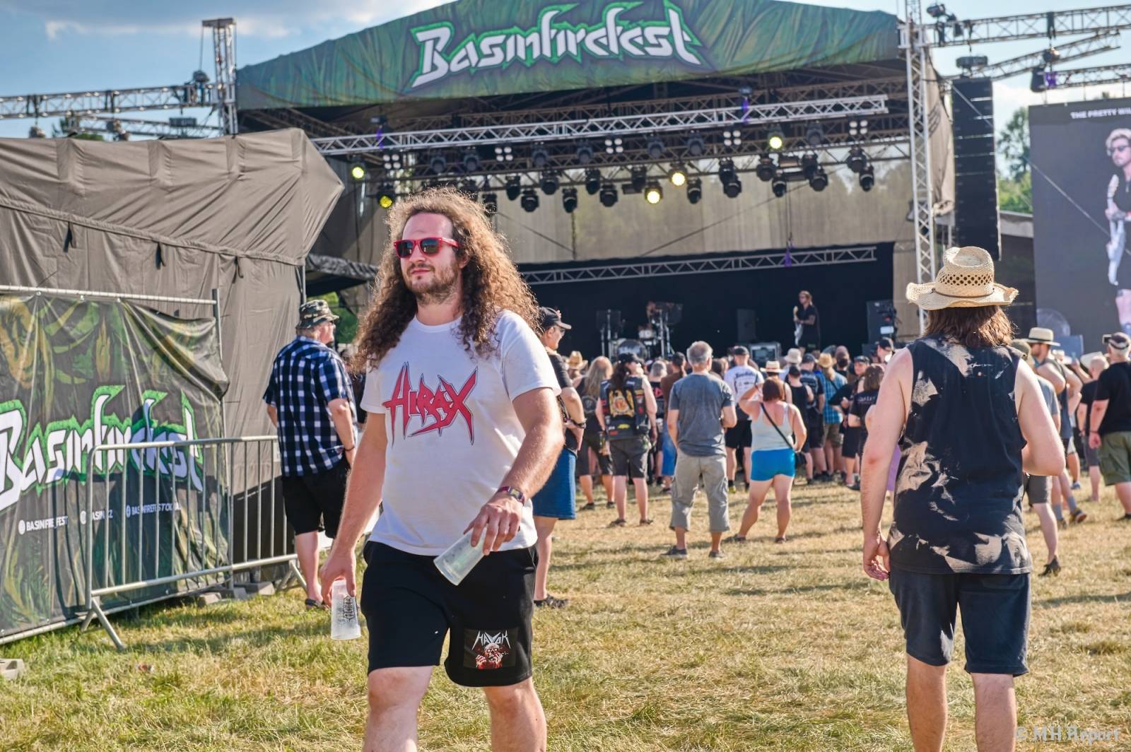 Basinfirefest odstartoval ve velkém stylu. Čtvrtek nabídl koncerty Arakainu, Freedom Call i Death To All