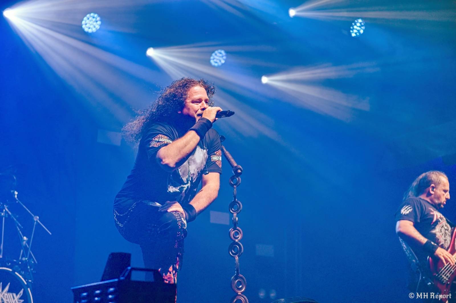 Basinfirefest odstartoval ve velkém stylu. Čtvrtek nabídl koncerty Arakainu, Freedom Call i Death To All