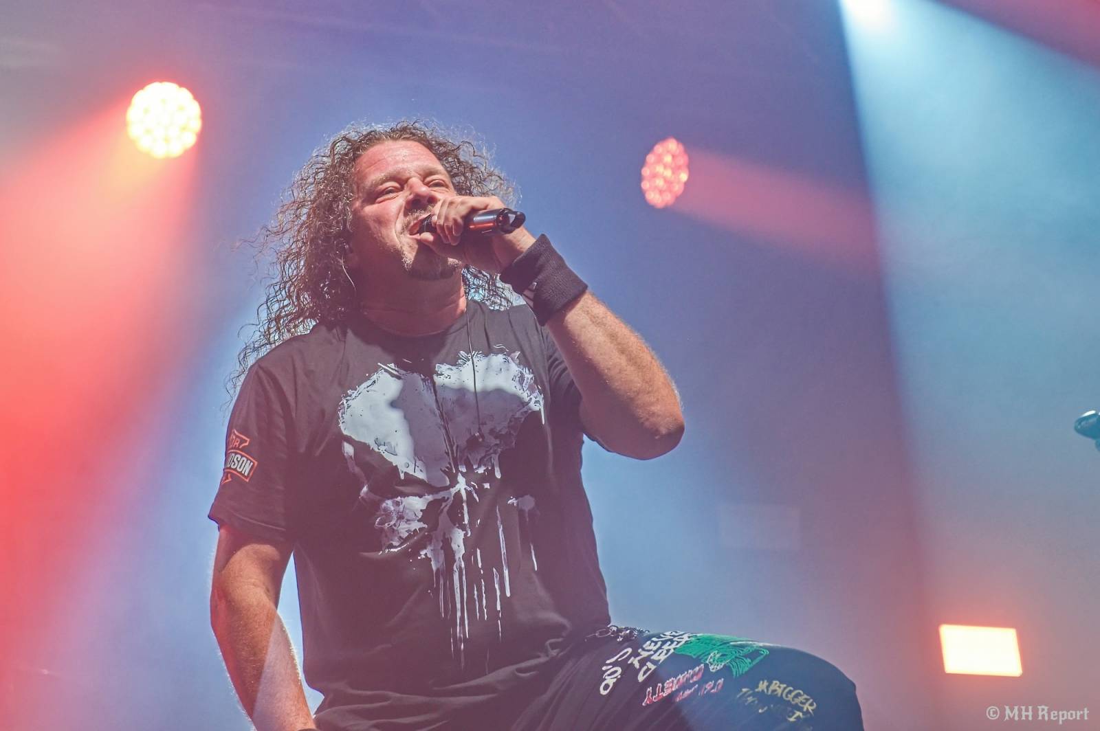 Basinfirefest odstartoval ve velkém stylu. Čtvrtek nabídl koncerty Arakainu, Freedom Call i Death To All