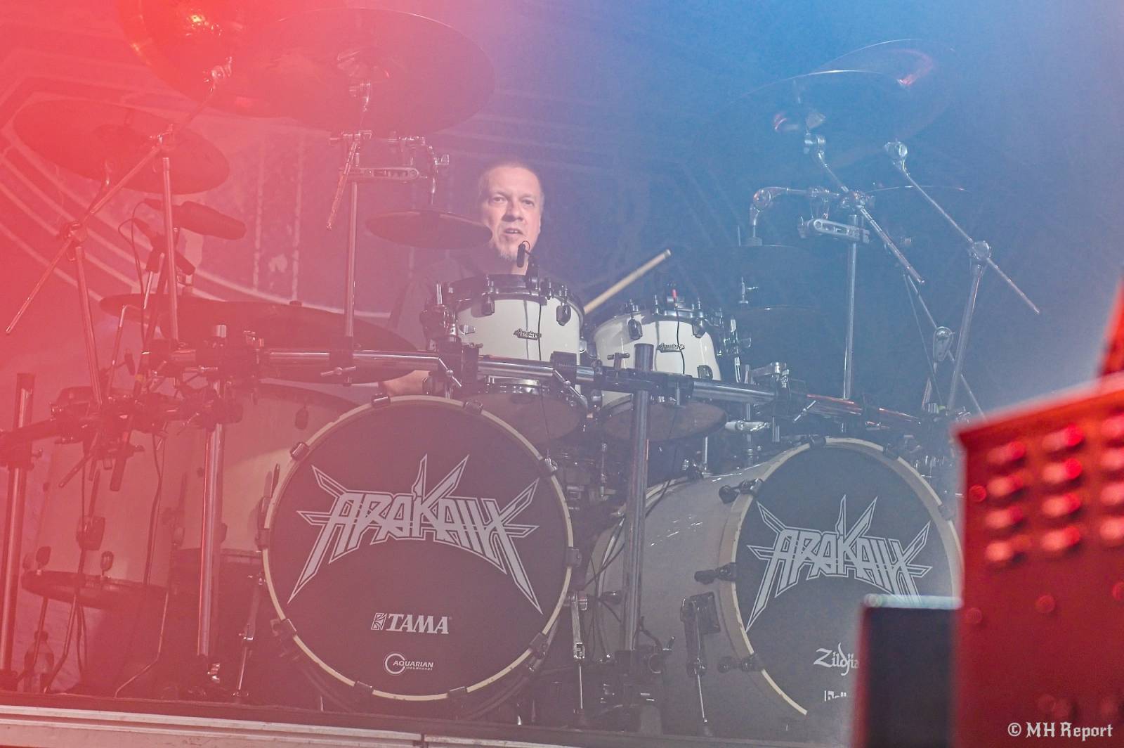 Basinfirefest odstartoval ve velkém stylu. Čtvrtek nabídl koncerty Arakainu, Freedom Call i Death To All