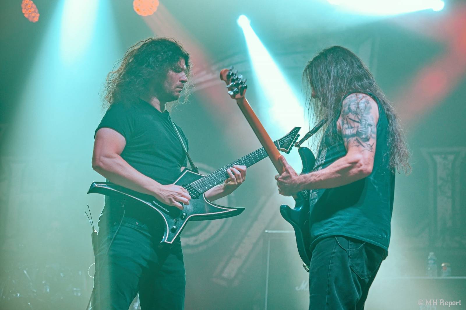 Basinfirefest odstartoval ve velkém stylu. Čtvrtek nabídl koncerty Arakainu, Freedom Call i Death To All