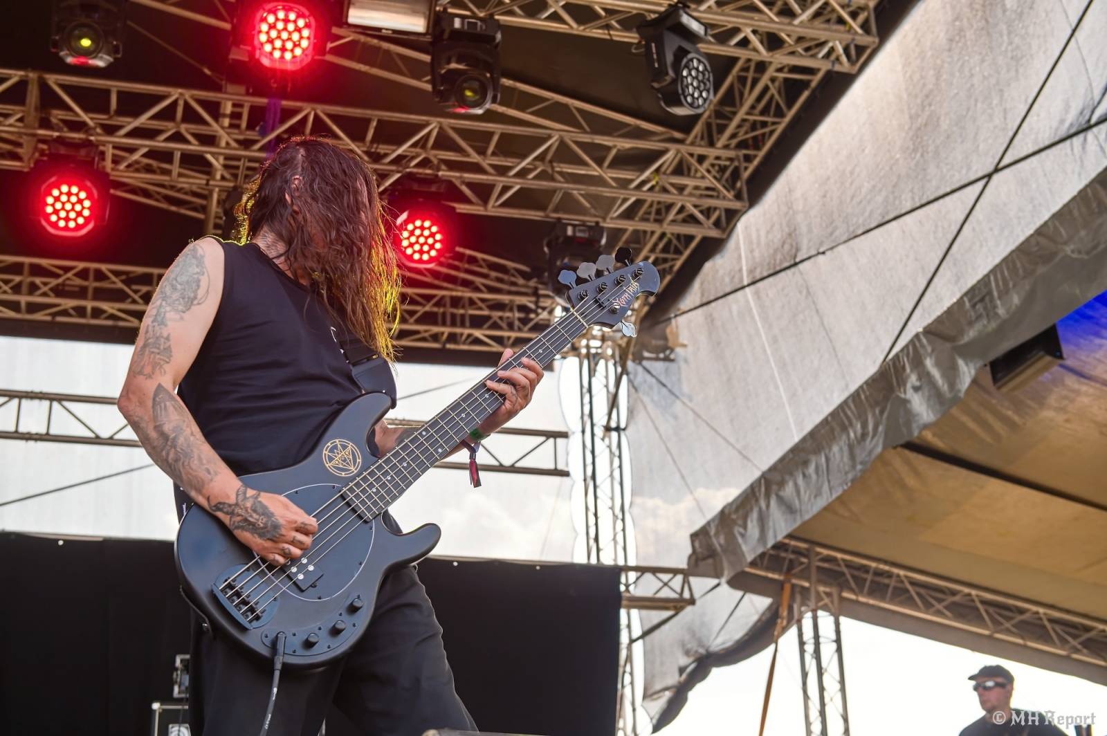 Tahákem třetího dne Basinfirefestu byli Napalm Death, dorazili i Paradise Lost a Six Feet Under