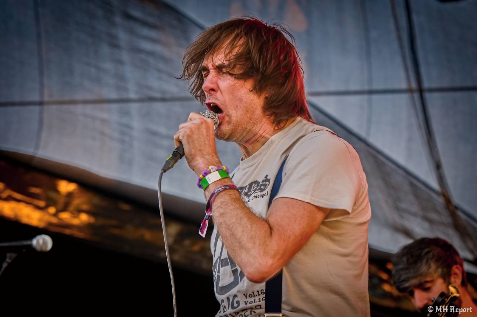 Tahákem třetího dne Basinfirefestu byli Napalm Death, dorazili i Paradise Lost a Six Feet Under