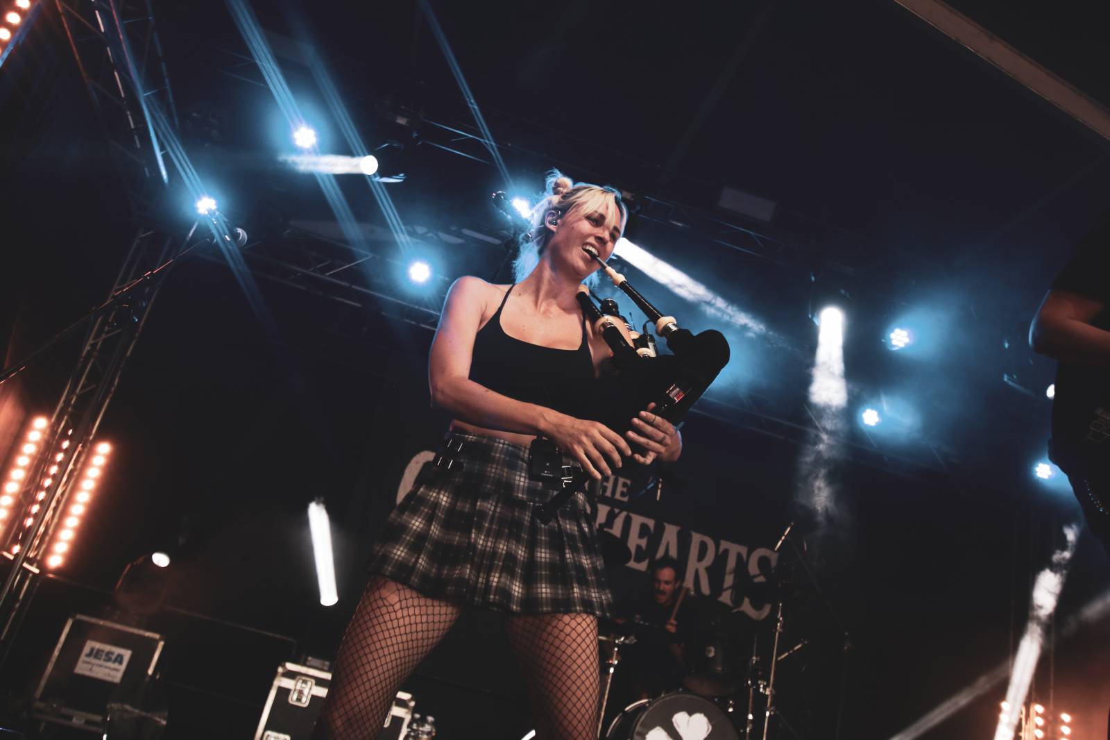 Mighty Sounds 2026, den druhý: Popelnicový riot, triumf Pennywise a noční tanec s The Baboon Show