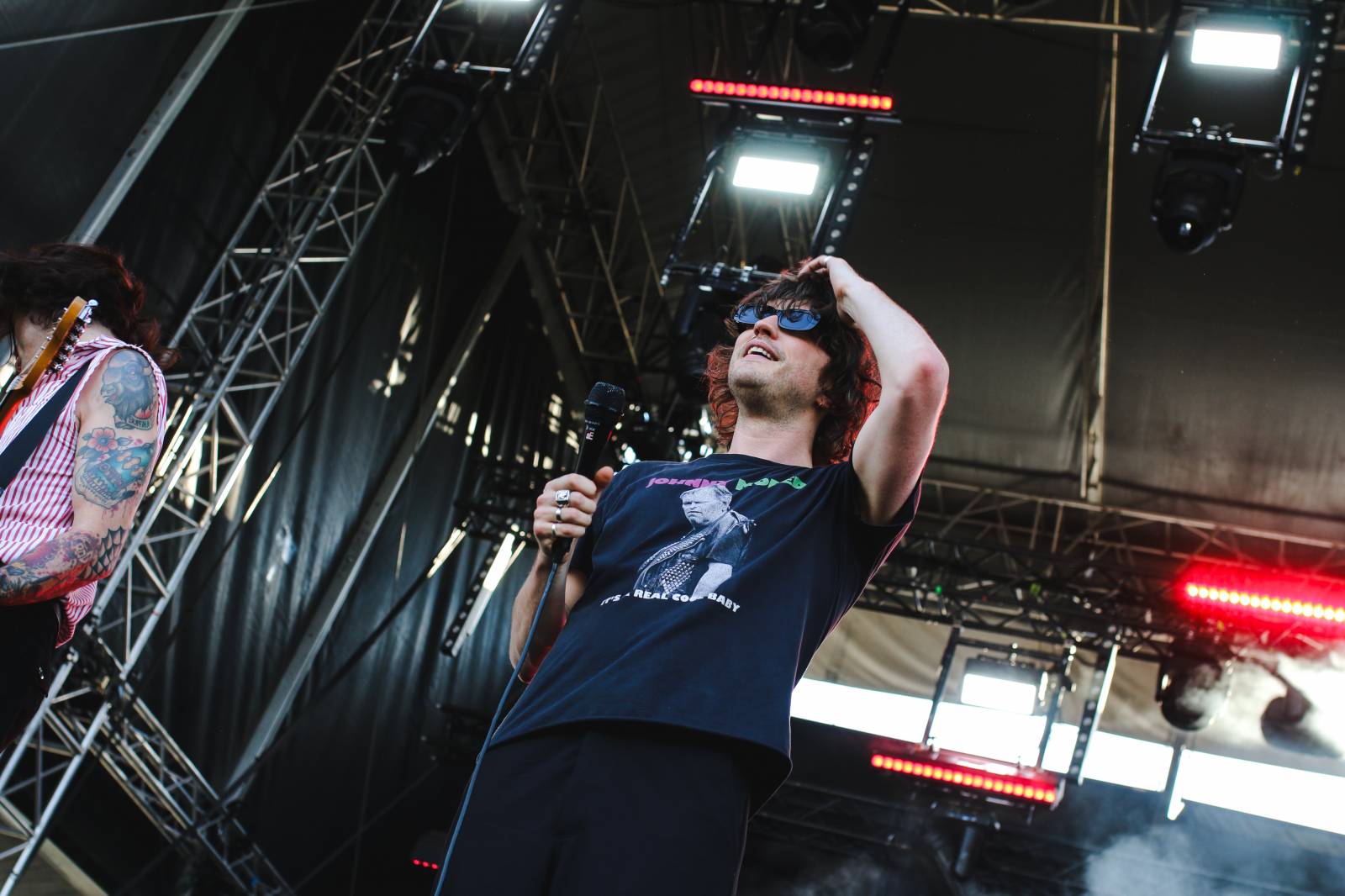 Mighty Sounds 2026, den druhý: Popelnicový riot, triumf Pennywise a noční tanec s The Baboon Show