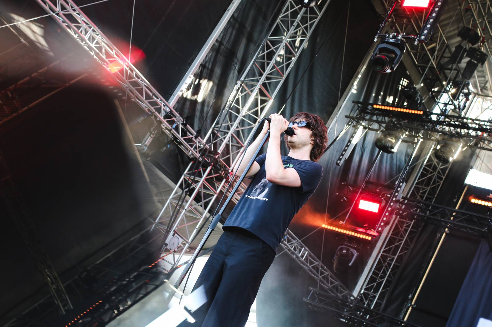 Mighty Sounds 2026, den druhý: Popelnicový riot, triumf Pennywise a noční tanec s The Baboon Show