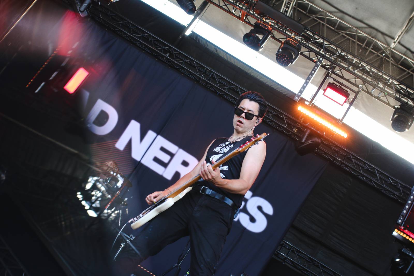 Mighty Sounds 2026, den druhý: Popelnicový riot, triumf Pennywise a noční tanec s The Baboon Show