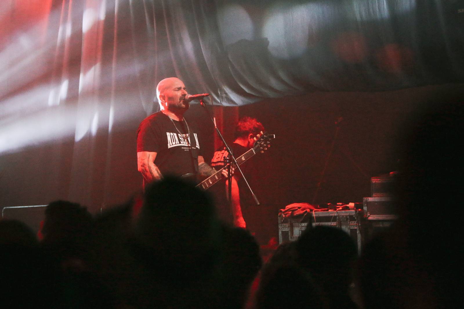 Mighty Sounds 2026, den druhý: Popelnicový riot, triumf Pennywise a noční tanec s The Baboon Show