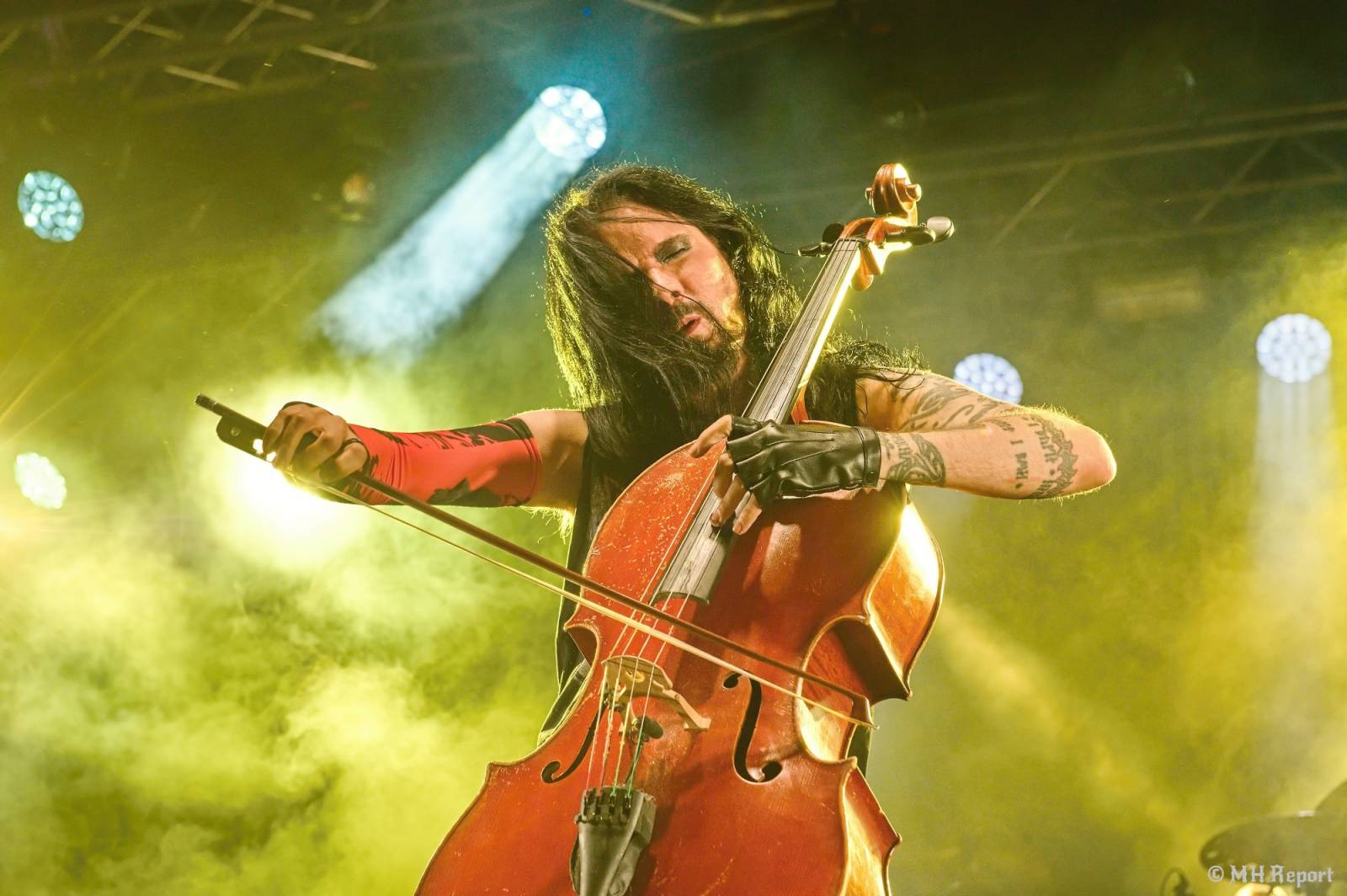 Basinfirefest uzavřel své brány. Hvězdami posledního dne byli Apocalyptica a Root