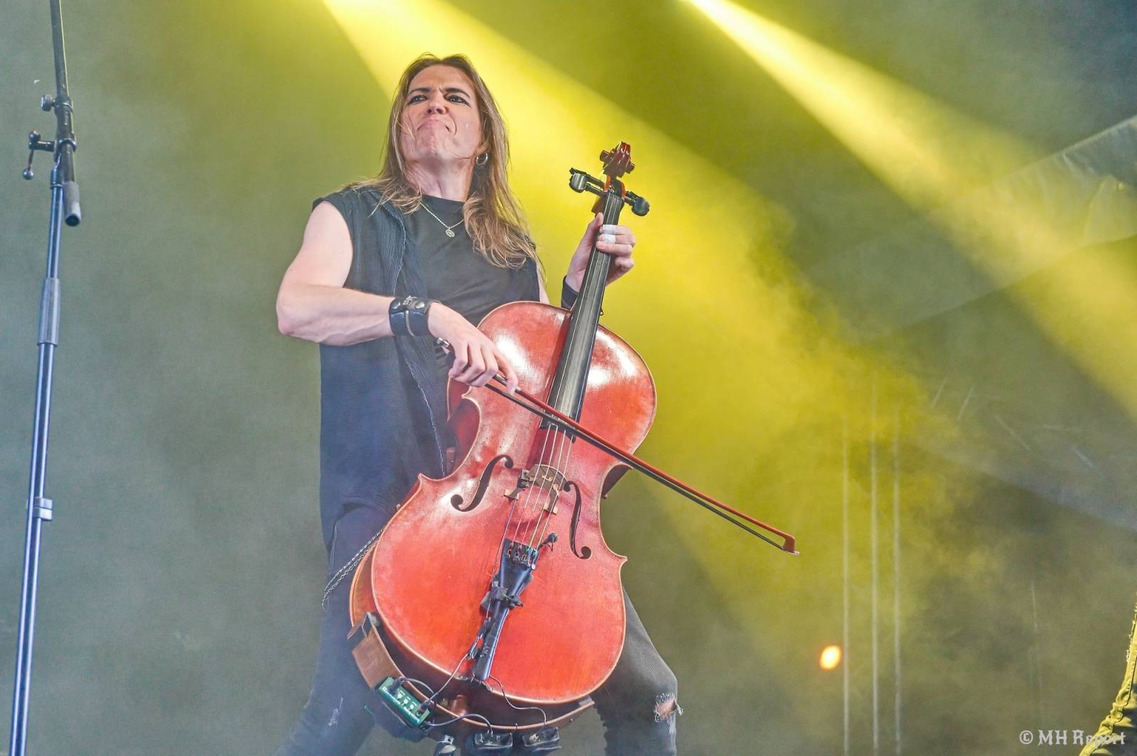 Basinfirefest uzavřel své brány. Hvězdami posledního dne byli Apocalyptica a Root