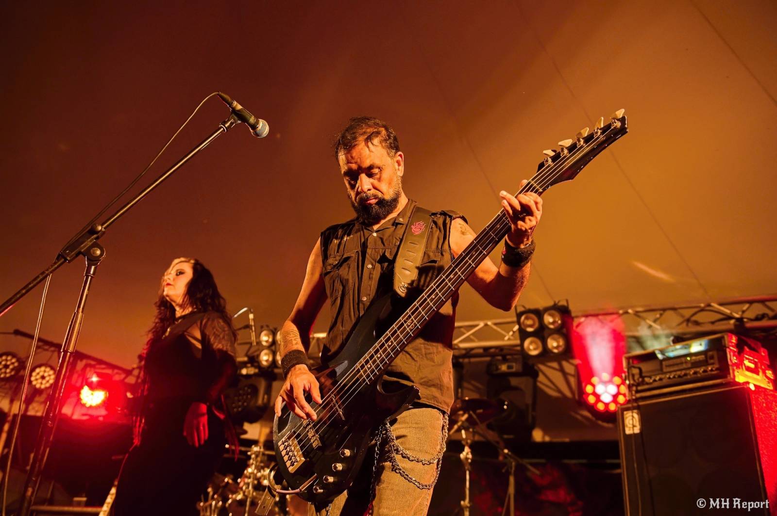 Basinfirefest uzavřel své brány. Hvězdami posledního dne byli Apocalyptica a Root