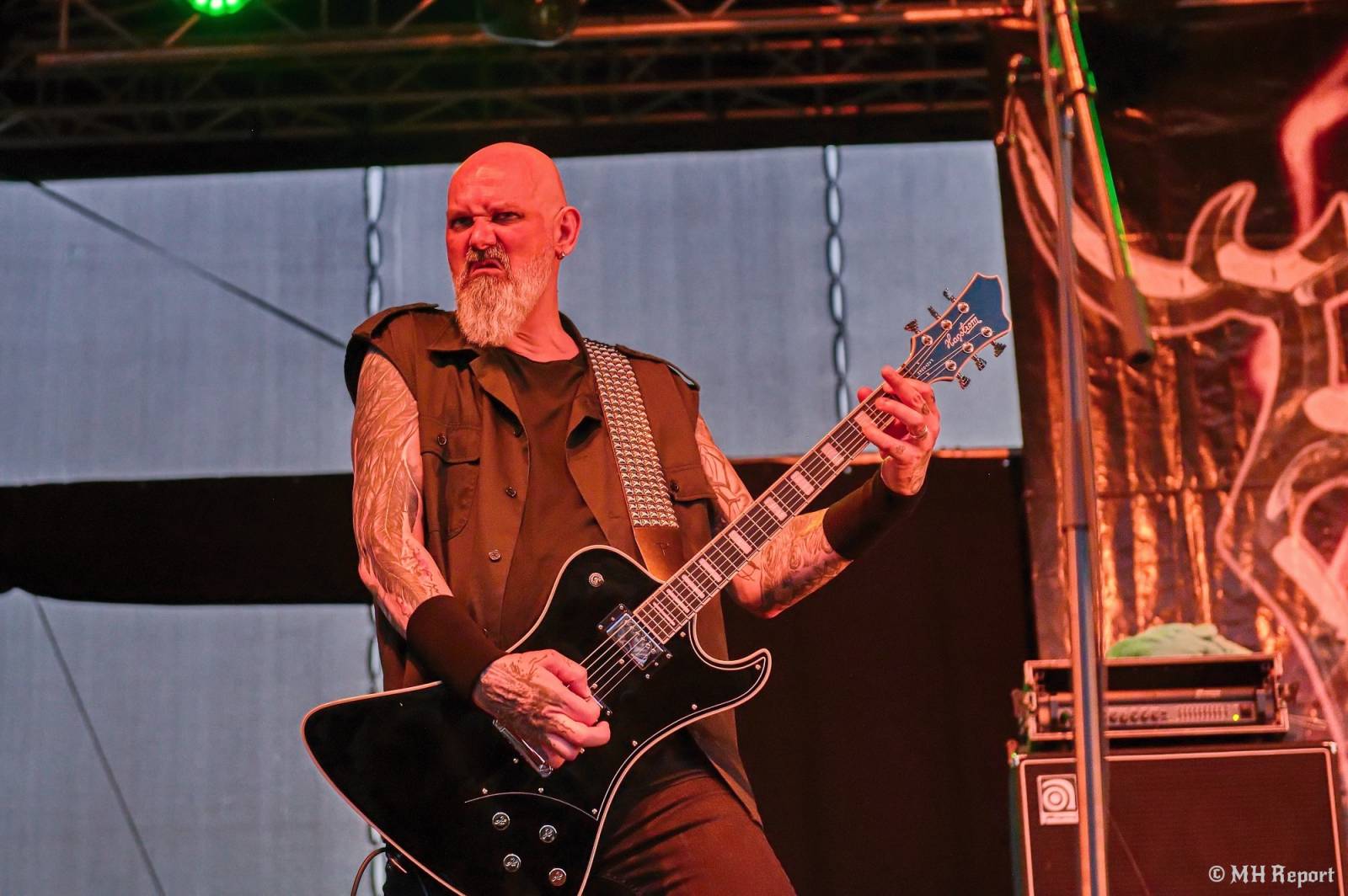 Basinfirefest uzavřel své brány. Hvězdami posledního dne byli Apocalyptica a Root