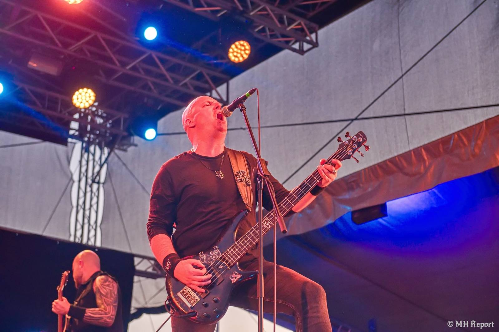Basinfirefest uzavřel své brány. Hvězdami posledního dne byli Apocalyptica a Root