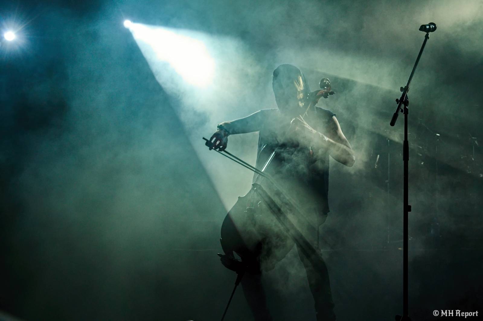 Basinfirefest uzavřel své brány. Hvězdami posledního dne byli Apocalyptica a Root