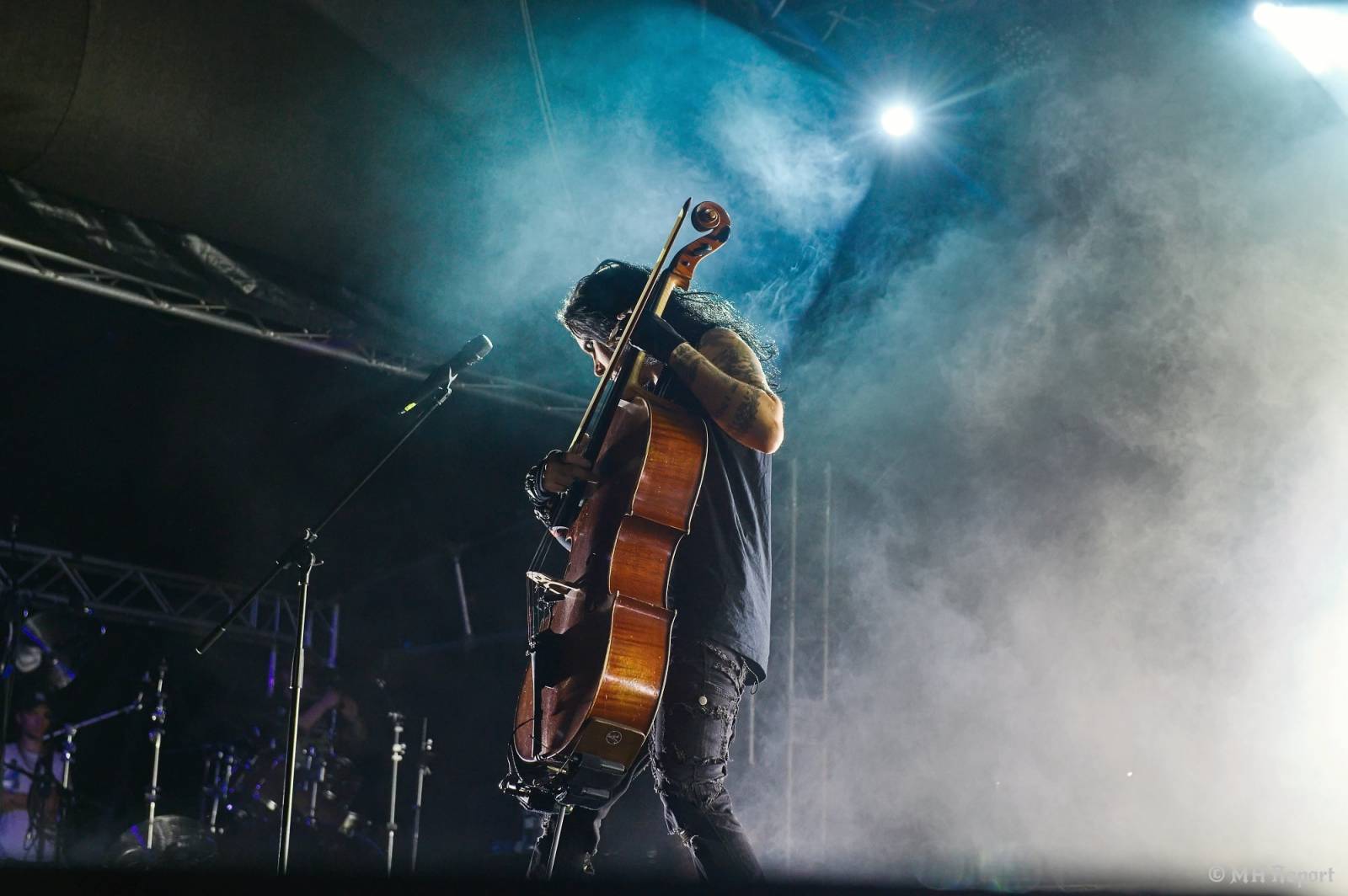 Basinfirefest uzavřel své brány. Hvězdami posledního dne byli Apocalyptica a Root