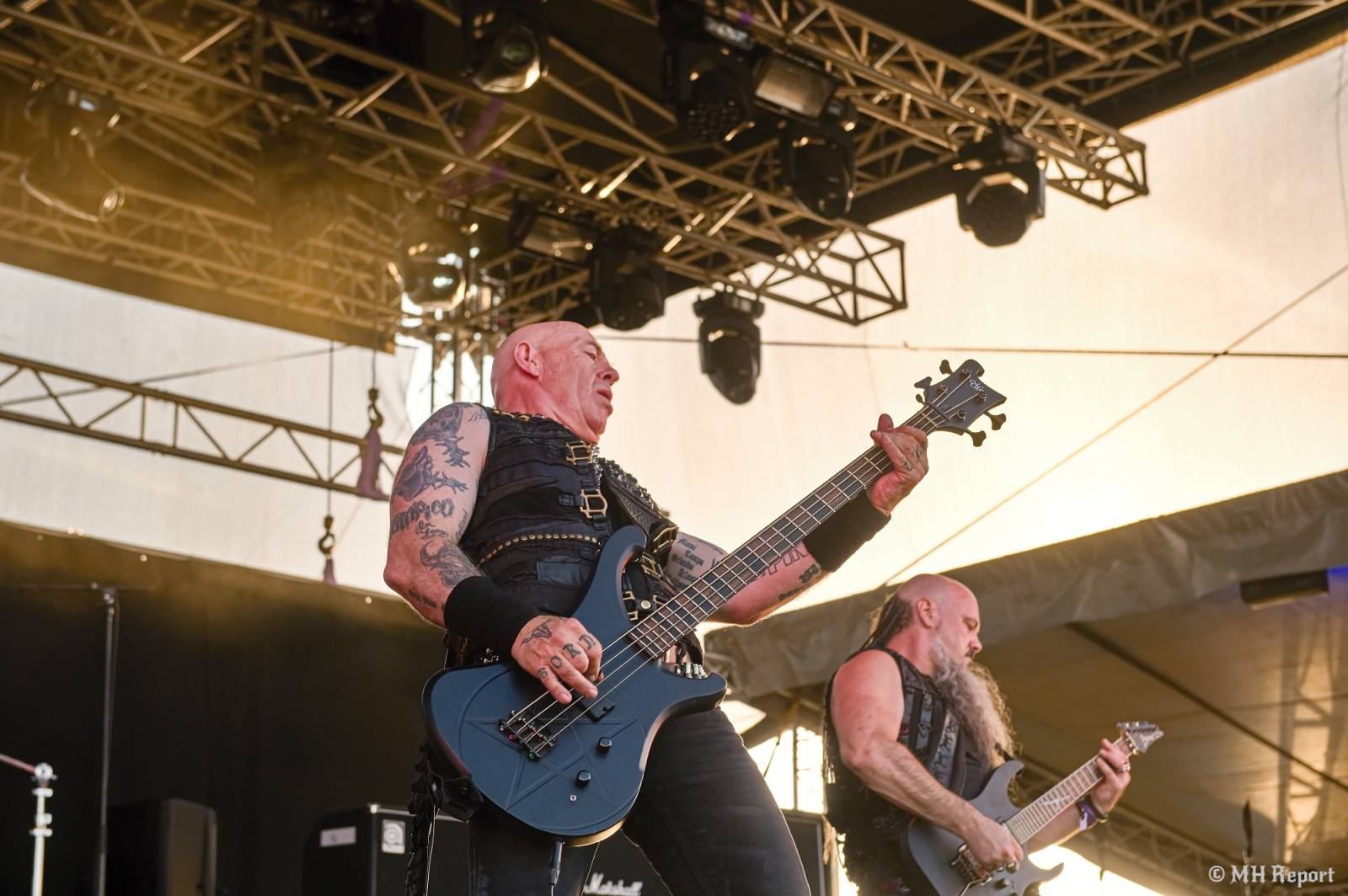 Basinfirefest uzavřel své brány. Hvězdami posledního dne byli Apocalyptica a Root