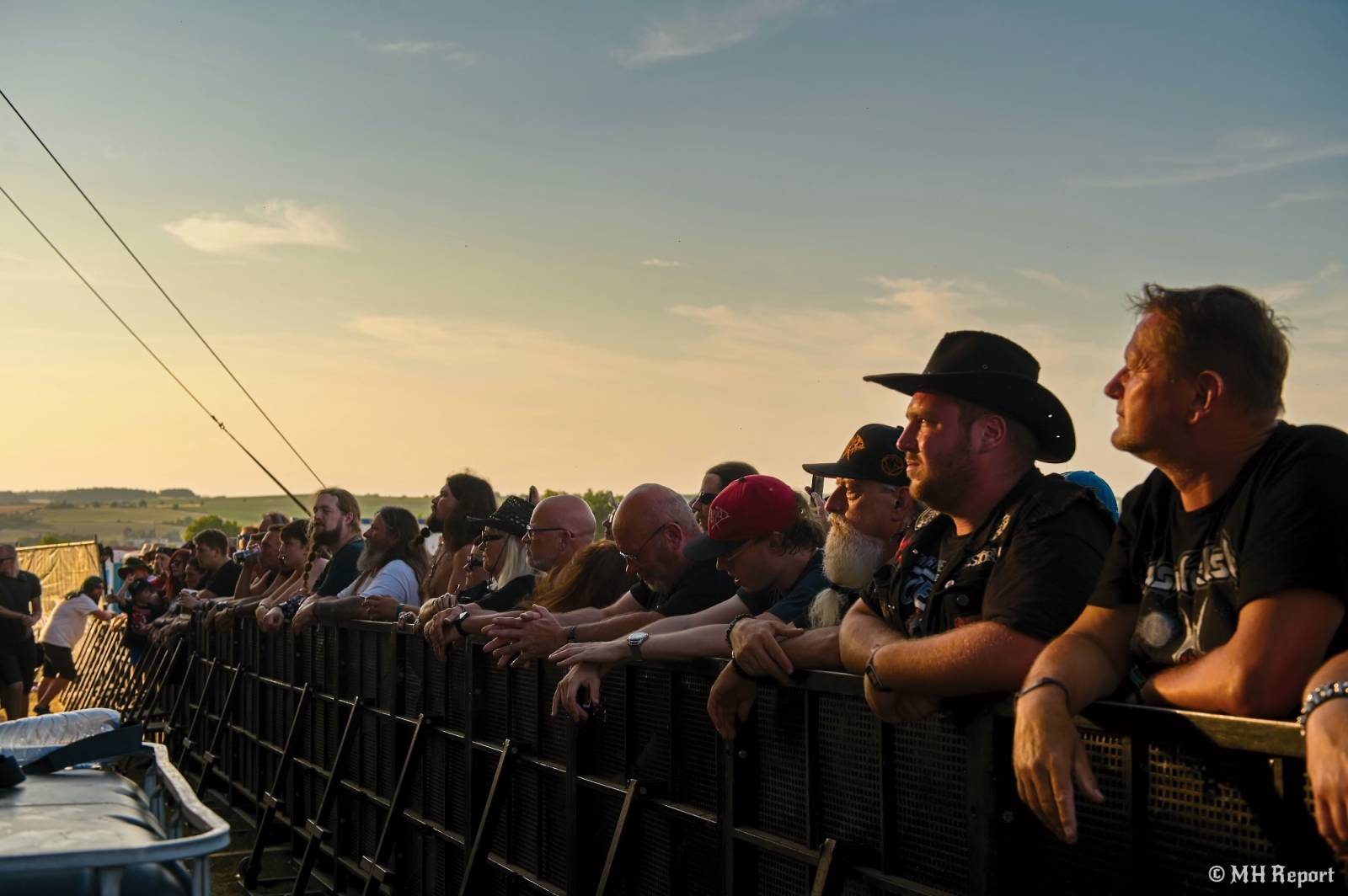 Basinfirefest uzavřel své brány. Hvězdami posledního dne byli Apocalyptica a Root