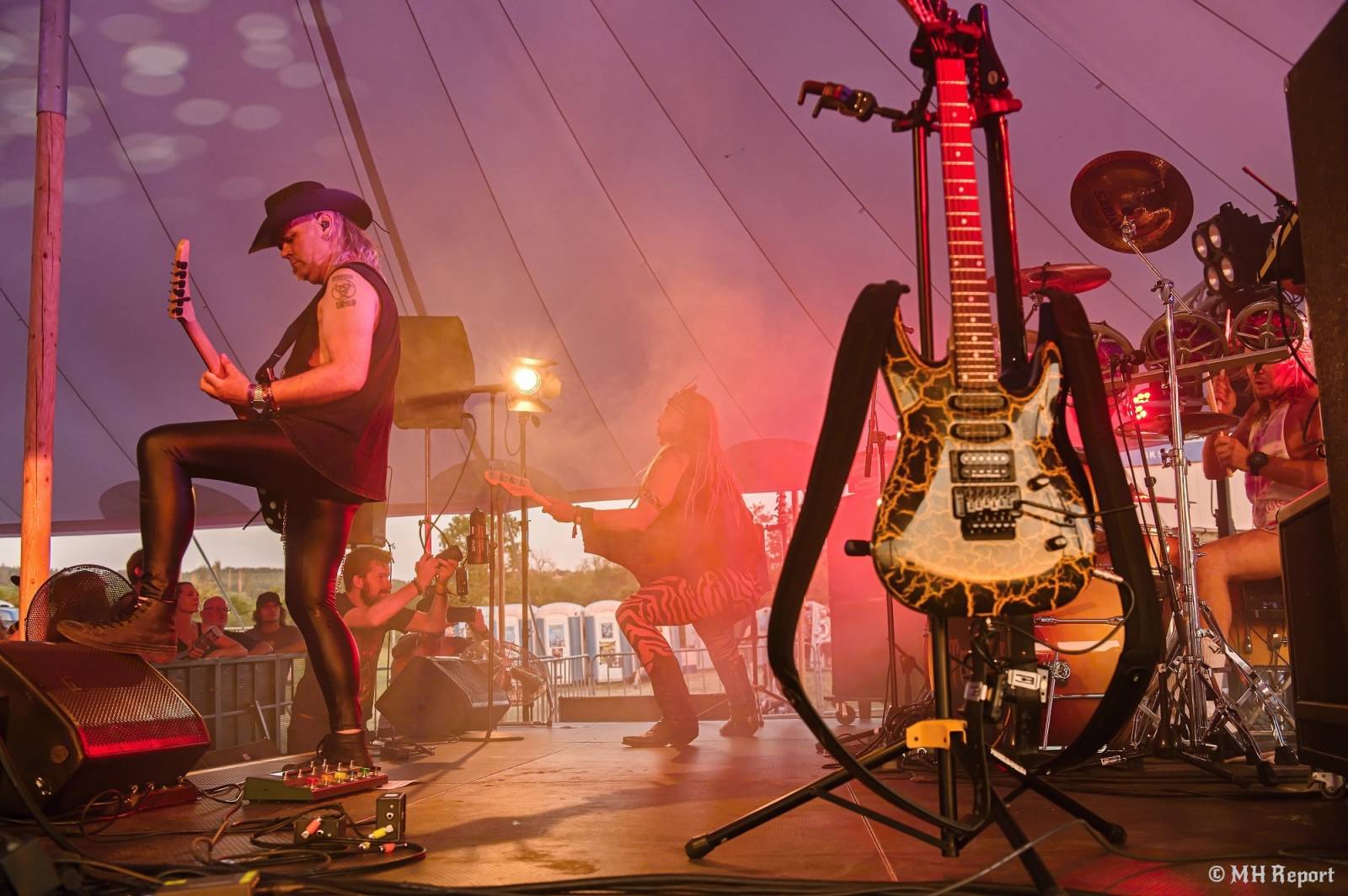 Basinfirefest uzavřel své brány. Hvězdami posledního dne byli Apocalyptica a Root
