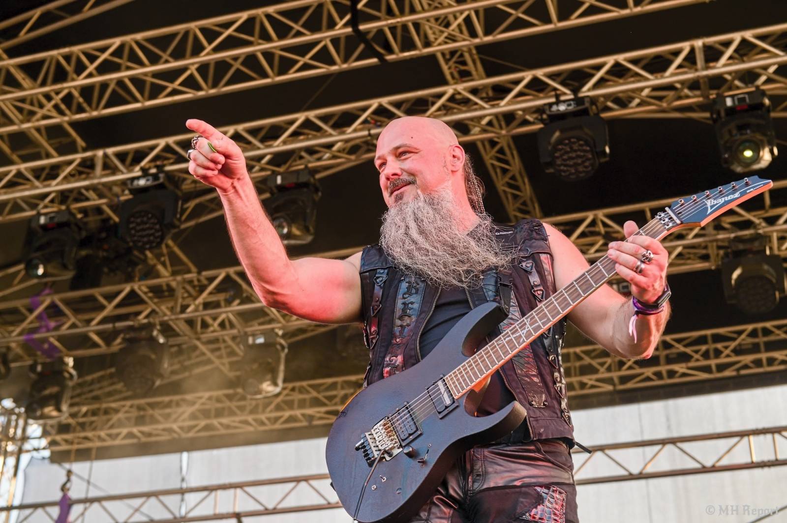 Basinfirefest uzavřel své brány. Hvězdami posledního dne byli Apocalyptica a Root